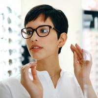 Оптики-консультанты